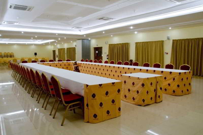 Dunia Hotel 비사우 외부 사진