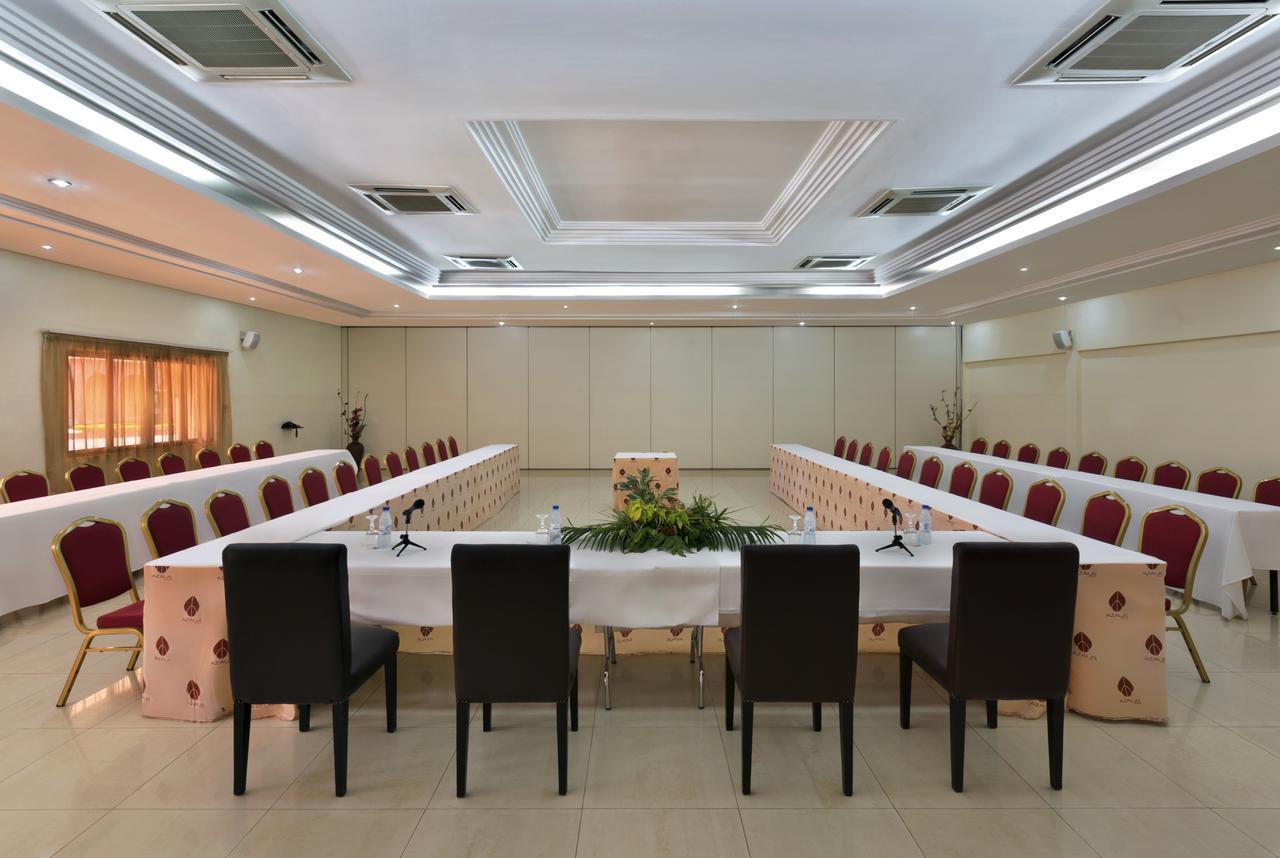 Dunia Hotel 비사우 외부 사진